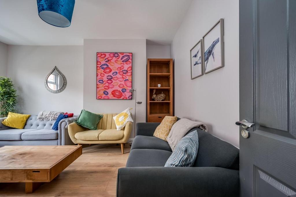Cavehill House Holiday home